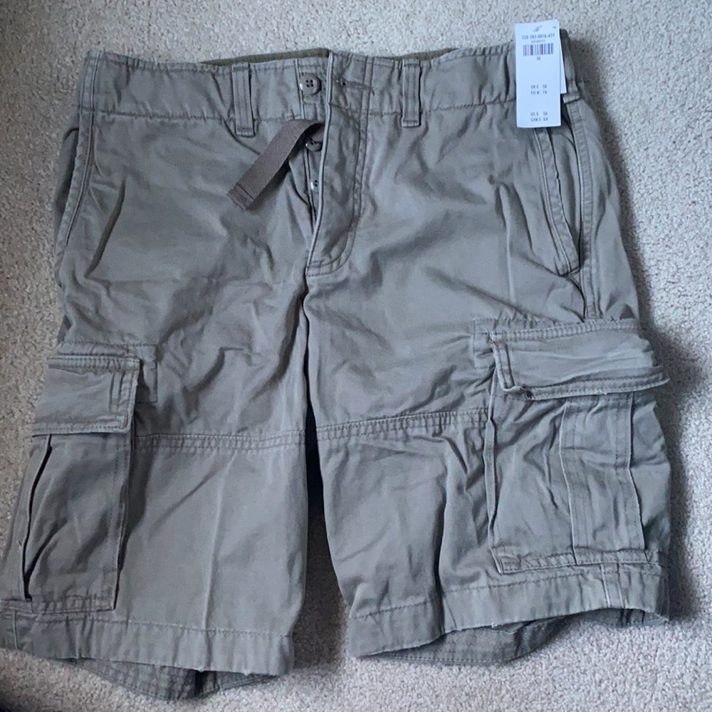 Abercrombie & Fitch Khaki Cargo Shorts